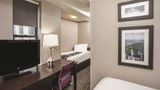 <b>La Quinta Inn & Suites NYC Central Park Room</b>. Images powered by <a href="https://iceportal.shijigroup.com/" title="IcePortal" target="_blank">IcePortal</a>.