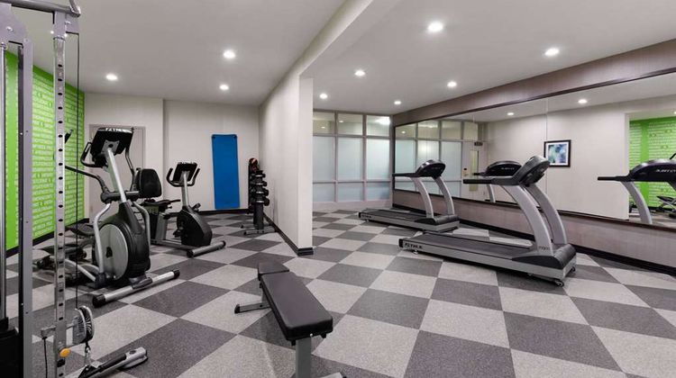 La Quinta Inn & Suites Loudon Health