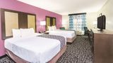 <b>La Quinta Inn & Suites Loudon Room</b>. Images powered by <a href="https://iceportal.shijigroup.com/" title="IcePortal" target="_blank">IcePortal</a>.