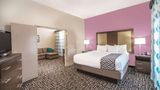 <b>La Quinta Inn & Suites Loudon Suite</b>. Images powered by <a href="https://iceportal.shijigroup.com/" title="IcePortal" target="_blank">IcePortal</a>.