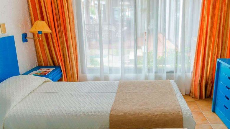 <b>Panamericana Hotel Arica Room</b>. Images powered by <a href="https://iceportal.shijigroup.com/" title="IcePortal" target="_blank">IcePortal</a>.