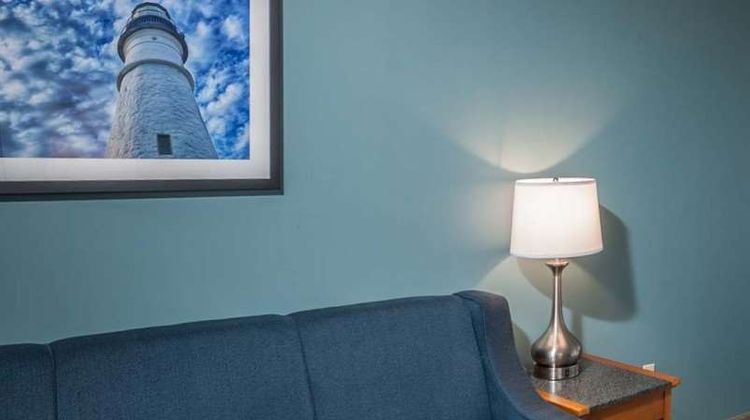 Rockland Harbor Hotel Room