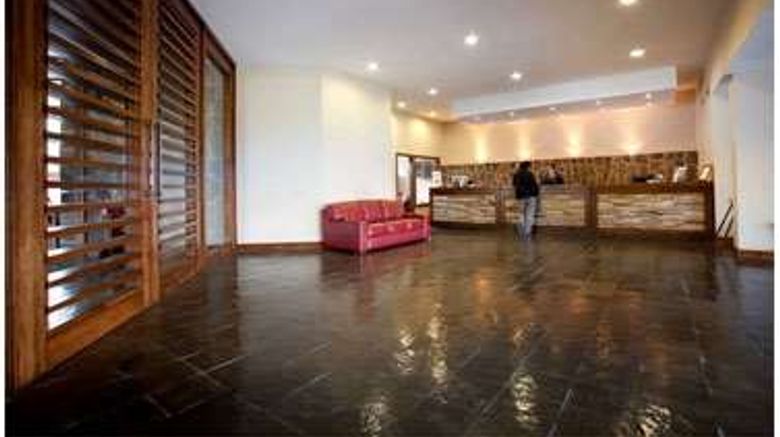 <b>Rio Serrano Hotel & Spa Lobby</b>. Images powered by <a href="https://iceportal.shijigroup.com/" title="IcePortal" target="_blank">IcePortal</a>.