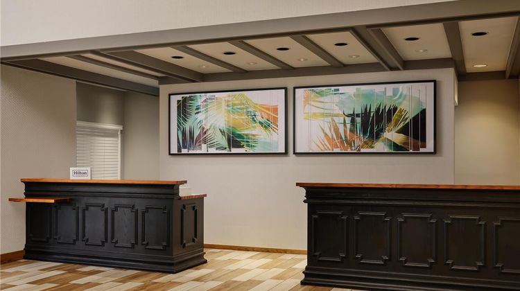 DoubleTree by Hilton Gainesville Lobby