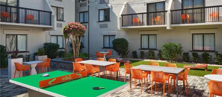 DoubleTree by Hilton Gainesville Exterior