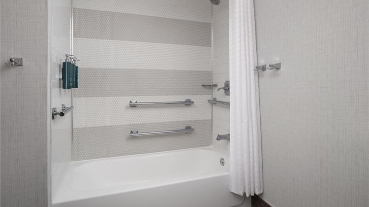 DoubleTree by Hilton Gainesville Room
