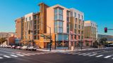 Hilton Garden Inn Burbank Downtown Exterior