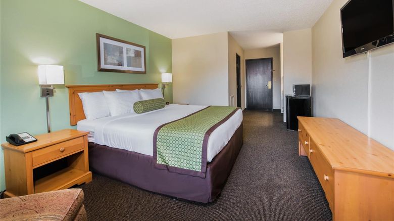 <b>Baymont Inn & Suites, Pierre Room</b>. Images powered by <a href="https://iceportal.shijigroup.com/" title="IcePortal" target="_blank">IcePortal</a>.