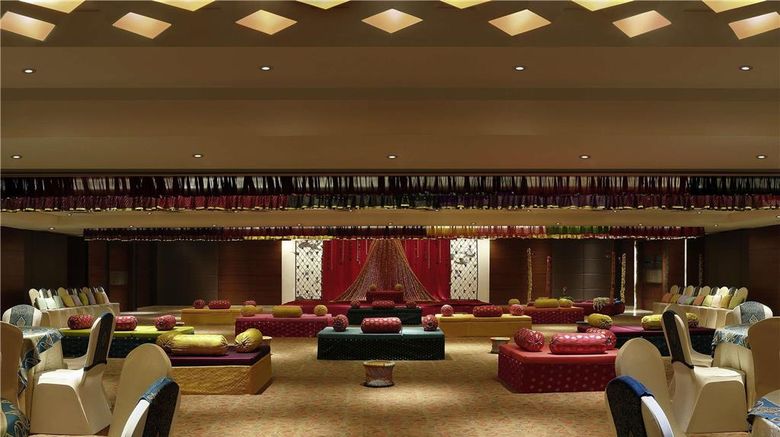 <b>Grand Mercure Vadodara Surya Palace Exterior</b>. Images powered by <a href="https://iceportal.shijigroup.com/" title="IcePortal" target="_blank">IcePortal</a>.