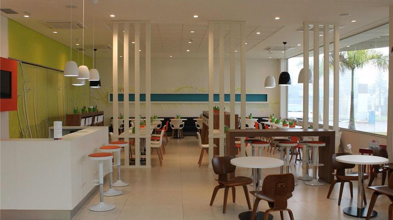 <b>Ibis Styles Ponta Pora Hotel Restaurant</b>. Images powered by <a href="https://iceportal.shijigroup.com/" title="IcePortal" target="_blank">IcePortal</a>.