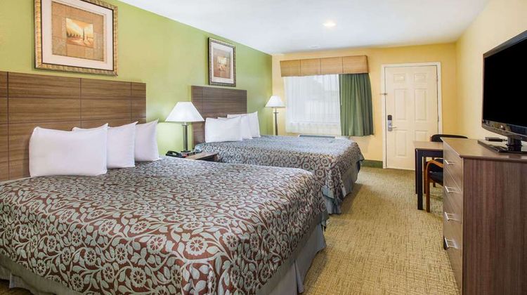 Days Inn Abbeville Room