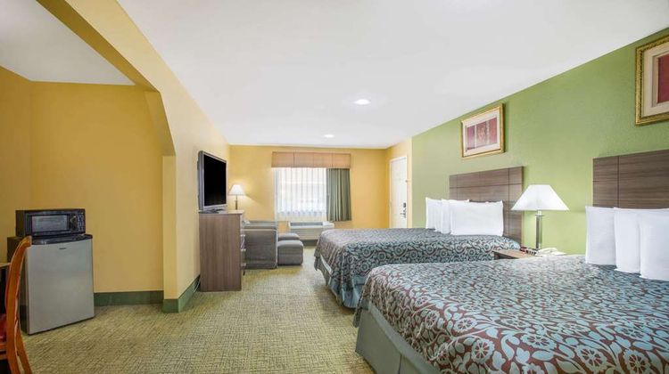Days Inn Abbeville Room