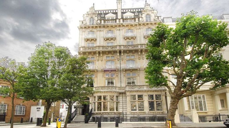 Grand Royale London Hyde Park Exterior. Images powered by <a href="https://iceportal.shijigroup.com" target="_blank" rel="noopener">Ice Portal</a>.