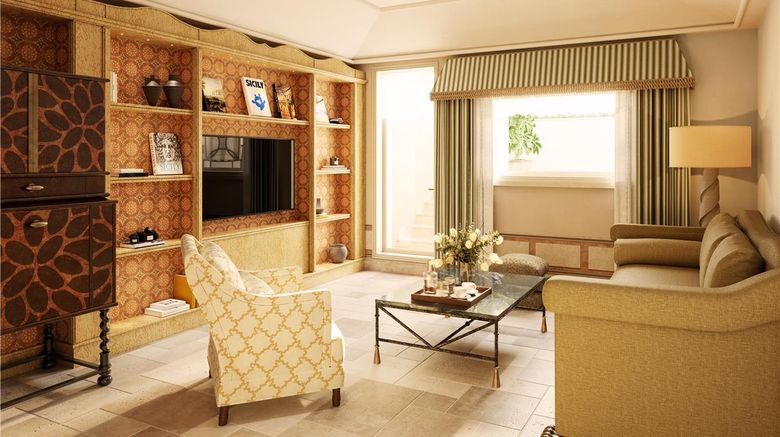 <b>Grand Hotel Timeo, A Belmond Hotel Suite</b>. Images powered by <a href="https://iceportal.shijigroup.com/" title="IcePortal" target="_blank">IcePortal</a>.
