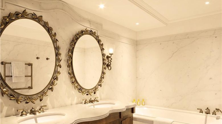 <b>Grand Hotel Timeo, A Belmond Hotel Room</b>. Images powered by <a href="https://iceportal.shijigroup.com/" title="IcePortal" target="_blank">IcePortal</a>.
