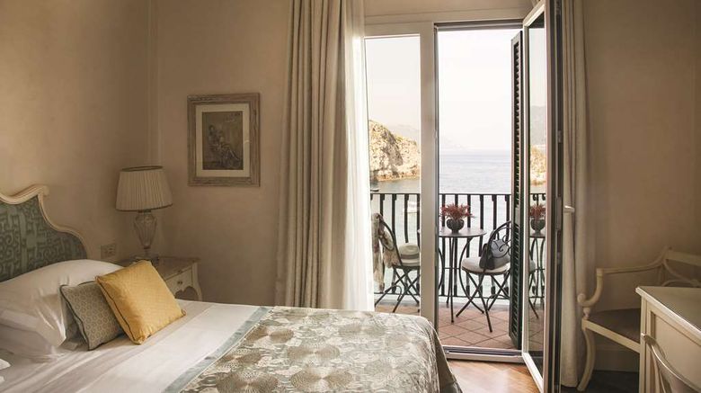 <b>Villa Sant'Andrea, A Belmond Hotel Room</b>. Images powered by <a href="https://iceportal.shijigroup.com/" title="IcePortal" target="_blank">IcePortal</a>.