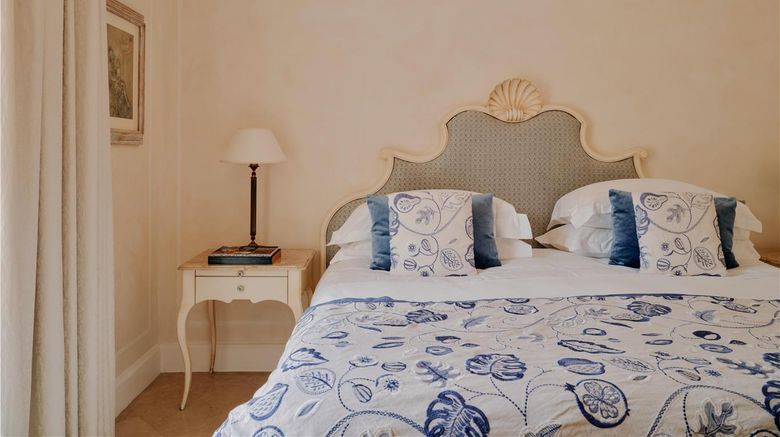 <b>Villa Sant'Andrea, A Belmond Hotel Room</b>. Images powered by <a href="https://iceportal.shijigroup.com/" title="IcePortal" target="_blank">IcePortal</a>.