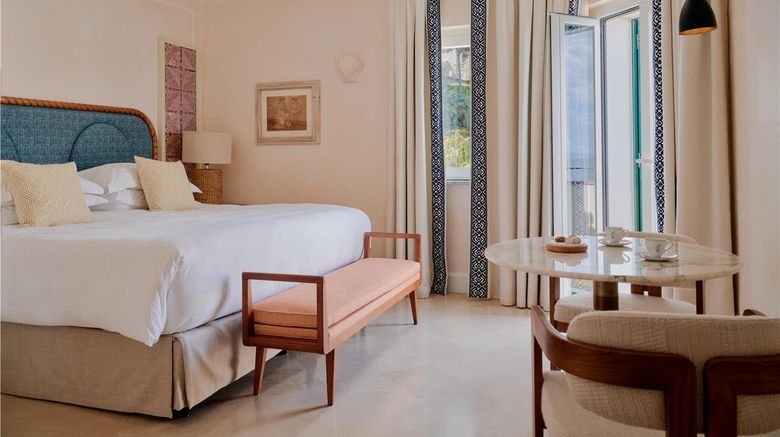 <b>Villa Sant'Andrea, A Belmond Hotel Suite</b>. Images powered by <a href="https://iceportal.shijigroup.com/" title="IcePortal" target="_blank">IcePortal</a>.