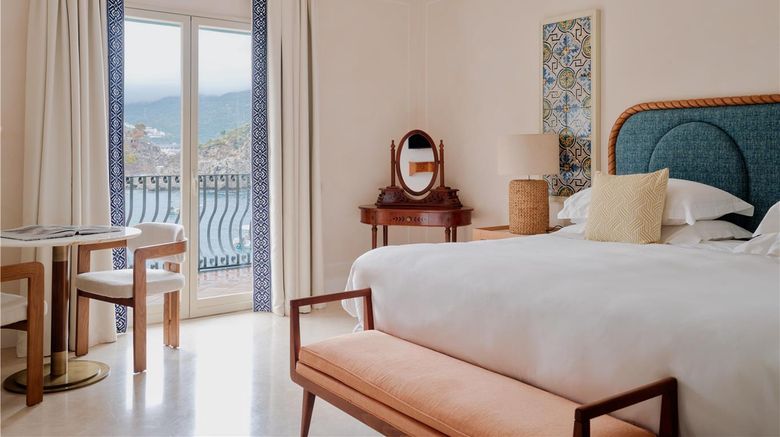 <b>Villa Sant'Andrea, A Belmond Hotel Suite</b>. Images powered by <a href="https://iceportal.shijigroup.com/" title="IcePortal" target="_blank">IcePortal</a>.