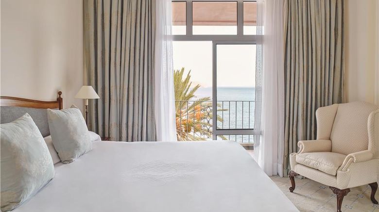 <b>Reid's Palace, A Belmond Hotel Suite</b>. Images powered by <a href="https://iceportal.shijigroup.com/" title="IcePortal" target="_blank">IcePortal</a>.