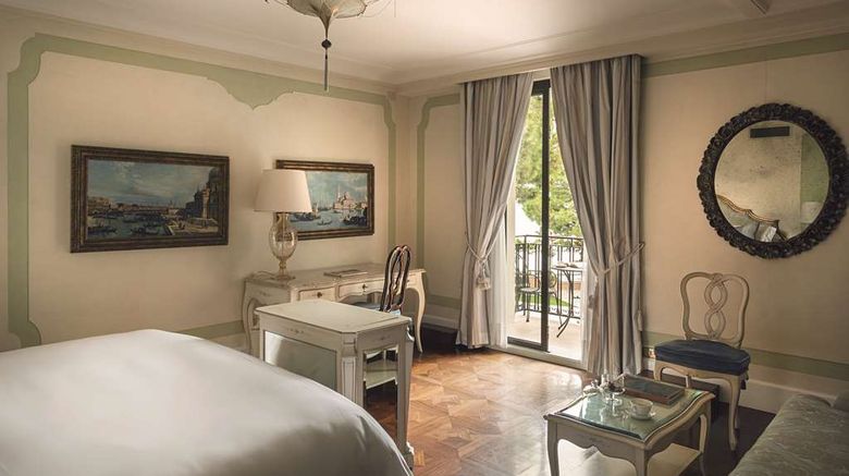 <b>Cipriani, A Belmond Hotel Room</b>. Images powered by <a href=https://www.travelagewest.com/Hotels/Venice/