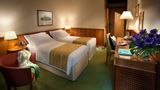 <b>Cavour Hotel Room</b>. Images powered by <a href="https://iceportal.shijigroup.com/" title="IcePortal" target="_blank">IcePortal</a>.