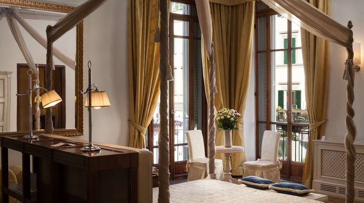 Hotel Executive Suite