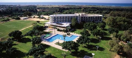 Dan Caesarea Exterior