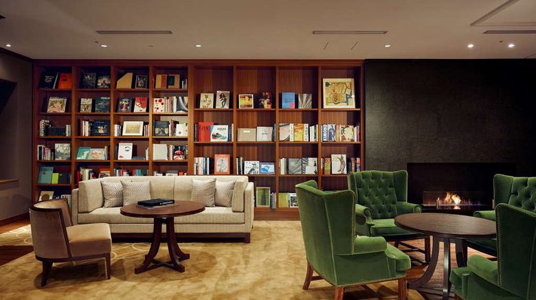 <b>Shiba Park Hotel Lobby</b>. Images powered by <a href="https://iceportal.shijigroup.com/" title="IcePortal" target="_blank">IcePortal</a>.