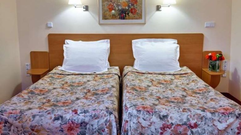 <b>Nadiya Hotel Room</b>. Images powered by <a href="https://iceportal.shijigroup.com/" title="IcePortal" target="_blank">IcePortal</a>.