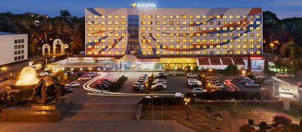 Nadiya Hotel Exterior