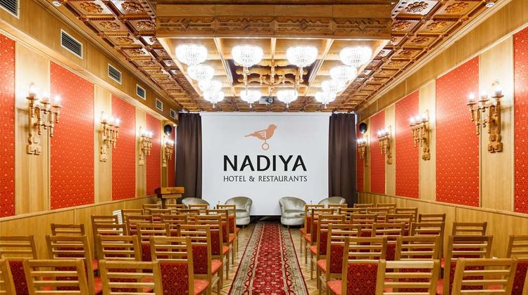 Nadiya Hotel Meeting