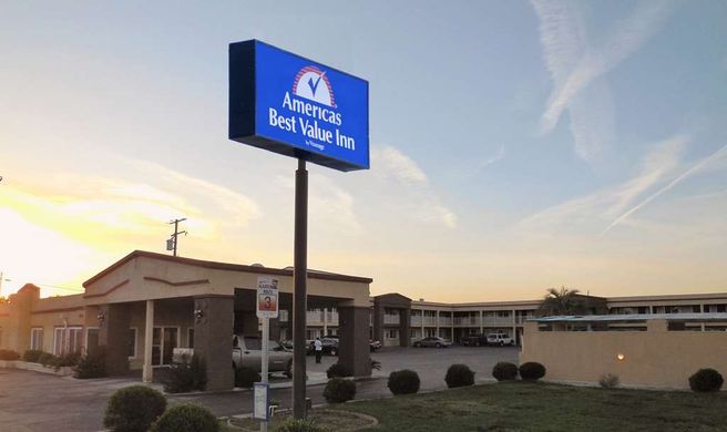Americas Best Value Inn Hanford Exterior