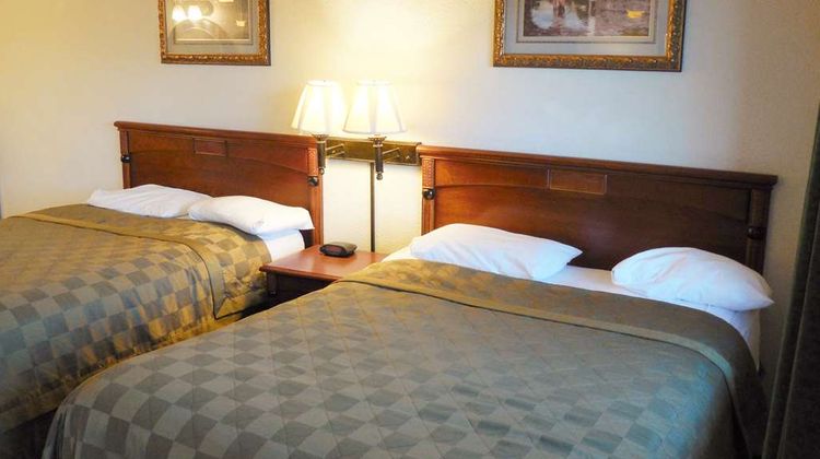 Americas Best Value Inn Hanford Room