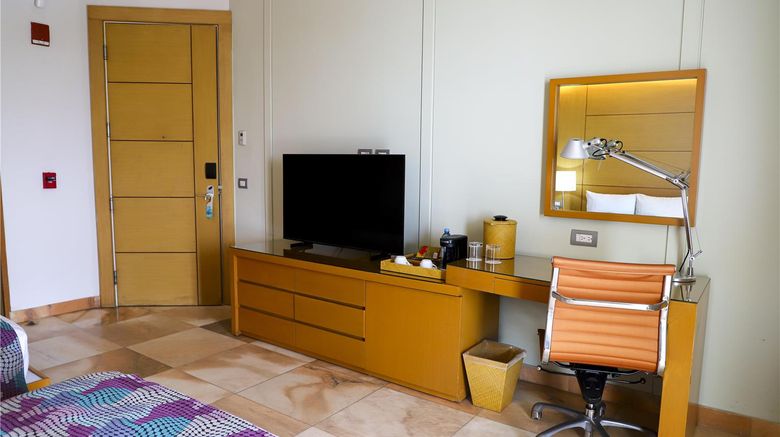 <b>Resort Mundo Imperial Room</b>. Images powered by <a href="https://iceportal.shijigroup.com/" title="IcePortal" target="_blank">IcePortal</a>.