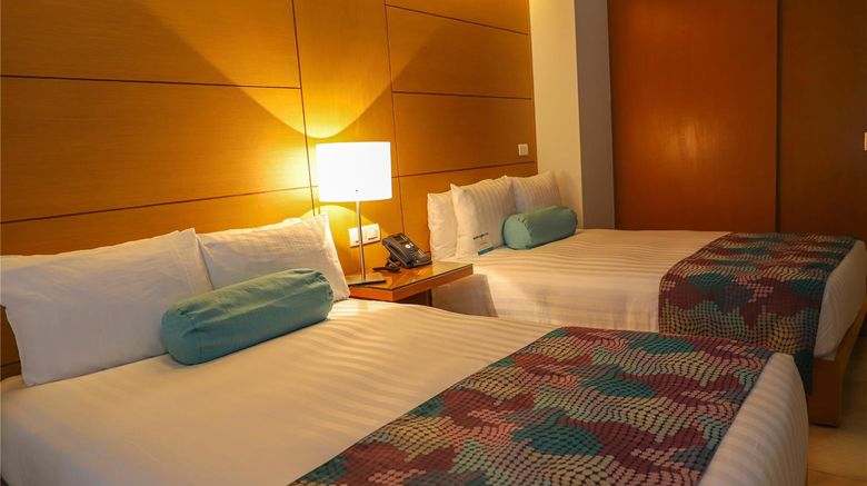 <b>Resort Mundo Imperial Room</b>. Images powered by <a href="https://iceportal.shijigroup.com/" title="IcePortal" target="_blank">IcePortal</a>.