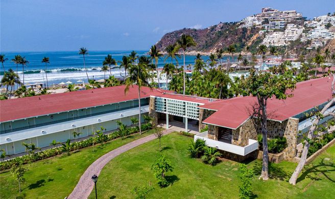 The Pierre Mundo Imperial Exterior