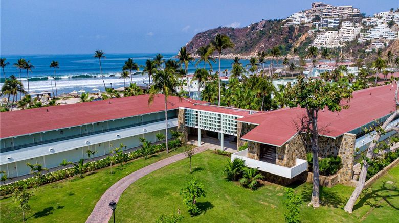 The Pierre Mundo Imperial Exterior. Images powered by <a href="https://iceportal.shijigroup.com" target="_blank" rel="noopener">Ice Portal</a>.