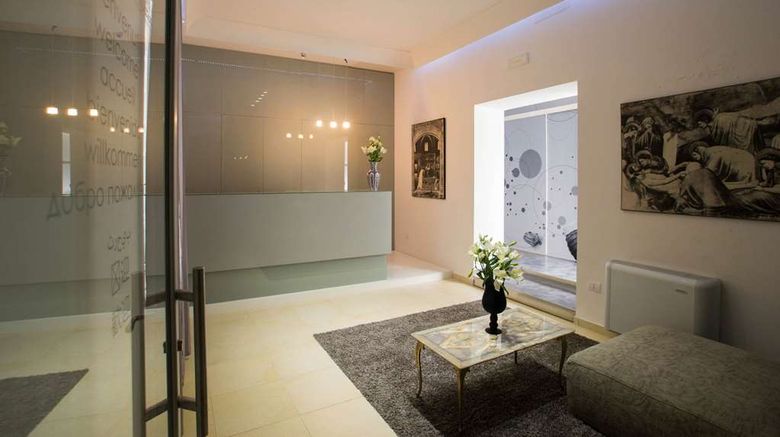 <b>Santa Brigida Lobby</b>. Images powered by <a href="https://iceportal.shijigroup.com/" title="IcePortal" target="_blank">IcePortal</a>.