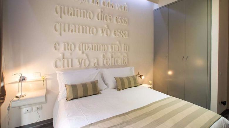 <b>Santa Brigida Room</b>. Images powered by <a href="https://iceportal.shijigroup.com/" title="IcePortal" target="_blank">IcePortal</a>.