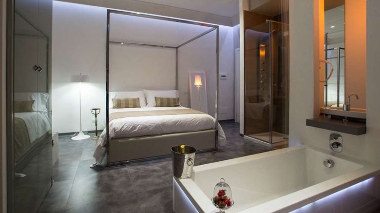 <b>Santa Brigida Room</b>. Images powered by <a href="https://iceportal.shijigroup.com/" title="IcePortal" target="_blank">IcePortal</a>.
