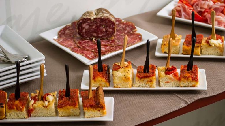 <b>Santa Brigida Restaurant</b>. Images powered by <a href="https://iceportal.shijigroup.com/" title="IcePortal" target="_blank">IcePortal</a>.