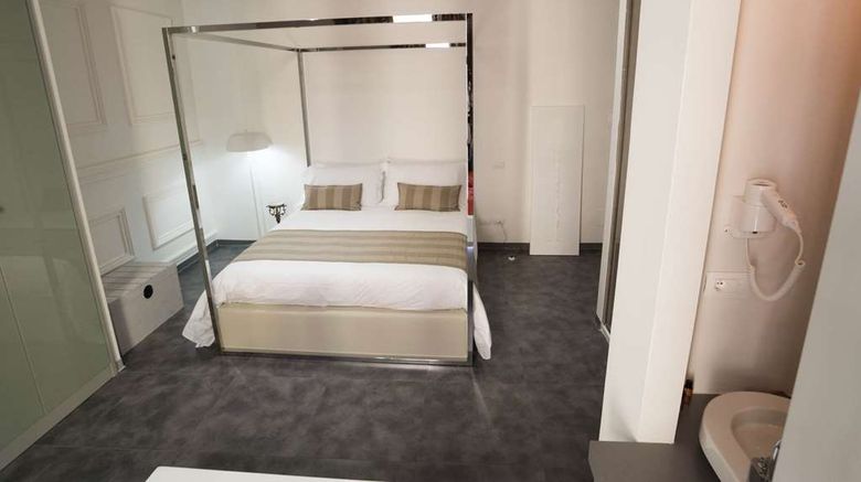 <b>Santa Brigida Room</b>. Images powered by <a href="https://iceportal.shijigroup.com/" title="IcePortal" target="_blank">IcePortal</a>.