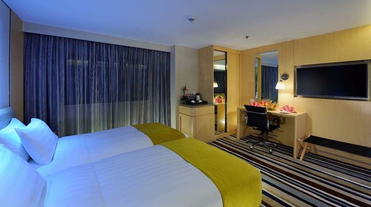 Metropark Hotel Mongkok Room