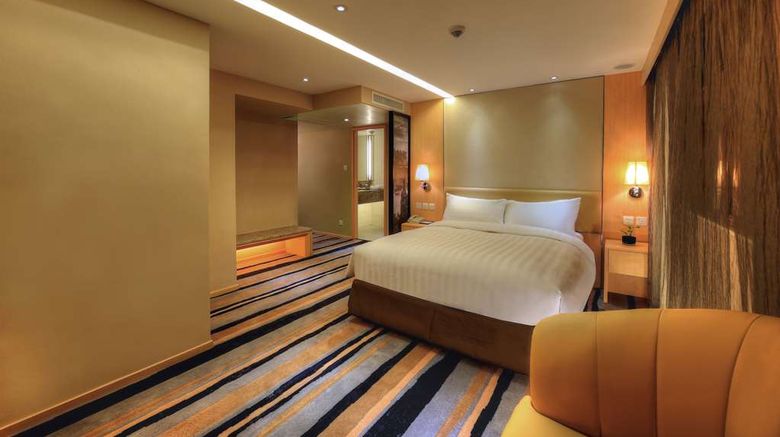 <b>Metropark Hotel Mongkok Room</b>. Images powered by <a href="https://iceportal.shijigroup.com/" title="IcePortal" target="_blank">IcePortal</a>.