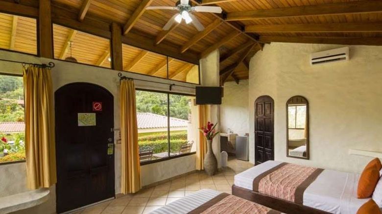 <b>Arenal Volcano Inn Room</b>. Images powered by <a href="https://iceportal.shijigroup.com/" title="IcePortal" target="_blank">IcePortal</a>.
