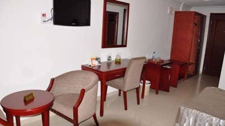 <b>Sun Lodge Hotel Restaurant</b>. Images powered by <a href="https://iceportal.shijigroup.com/" title="IcePortal" target="_blank">IcePortal</a>.