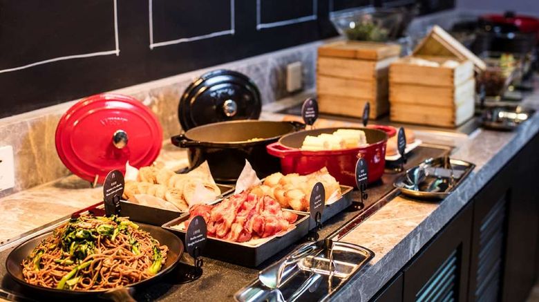 <b>Campanile Shanghai Bund Hotel Restaurant</b>. Images powered by <a href="https://iceportal.shijigroup.com/" title="IcePortal" target="_blank">IcePortal</a>.