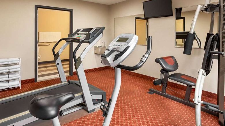 <b>Baymont Inn & Suites Cedar Rapids Health</b>. Images powered by <a href="https://iceportal.shijigroup.com/" title="IcePortal" target="_blank">IcePortal</a>.