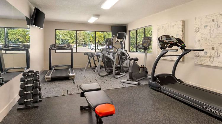 Baymont Inn & Suites Owatonna Health